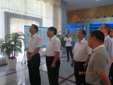 龍巖市市長(zhǎng)林興祿，龍巖市委副書記、新羅區(qū)委書記何明華 蒞臨我司視察指導(dǎo)工作